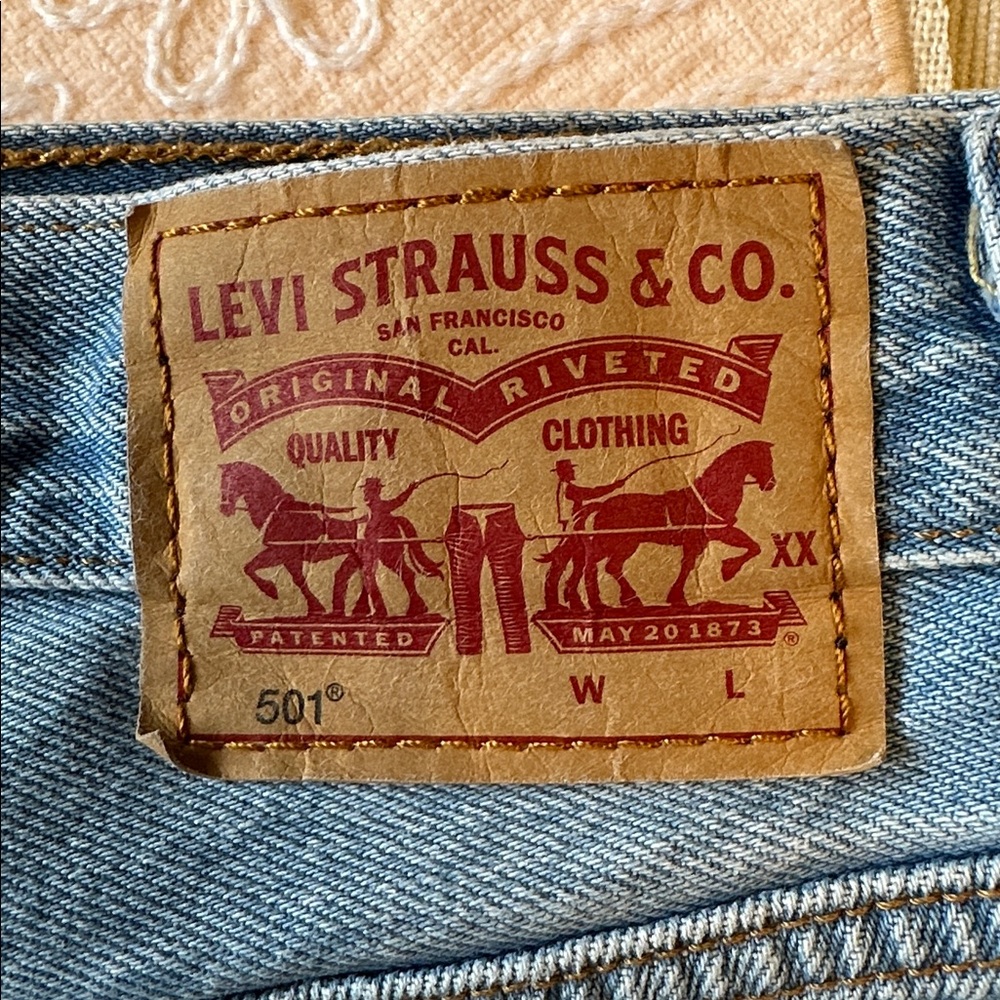 Levi’s 501 Jean Cutoff Shorts 100% Cotton Blue, Size 32 - Picture 14 of 14